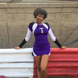 Meet your Posher, Avery